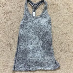 Lululemon tank!